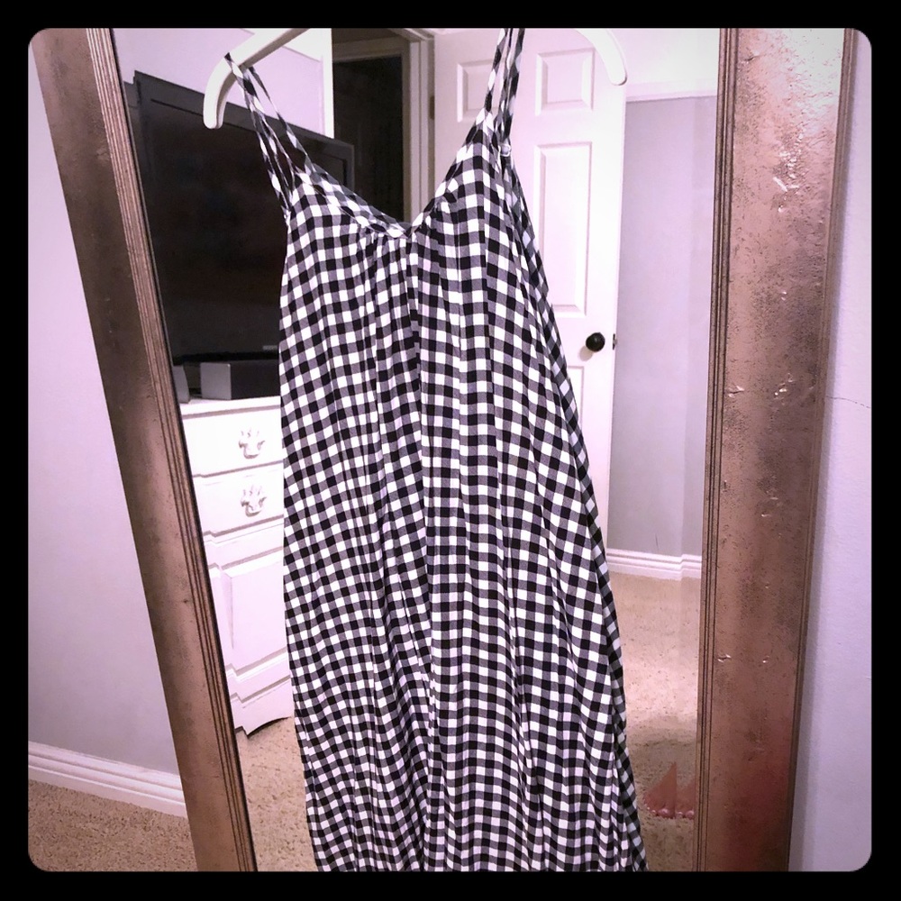 Carly Jean Los Angeles dress